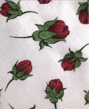 Косынка женская на голову (красные розы)